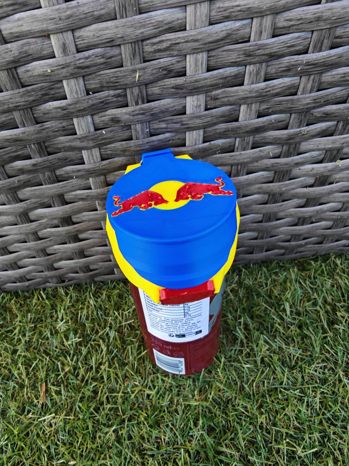 PopTop Mini pour Red Bull 250 mL – Couvercle Réutilisable Imprimé en 3D
