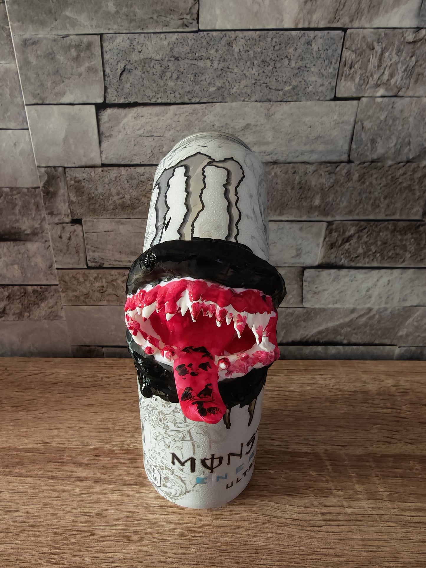 🧊 Monster Energy Igloo Cooler Koozie – Support de canette